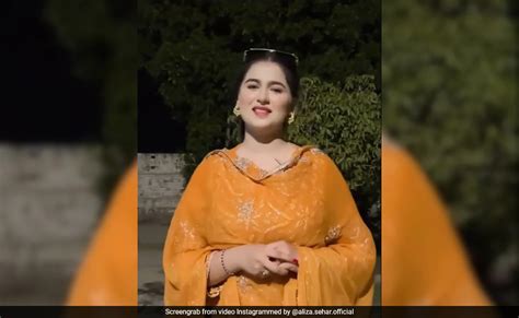 aliza sahar video leak|Pakistani TikTok Star Breaks Down in Viral Clip After。